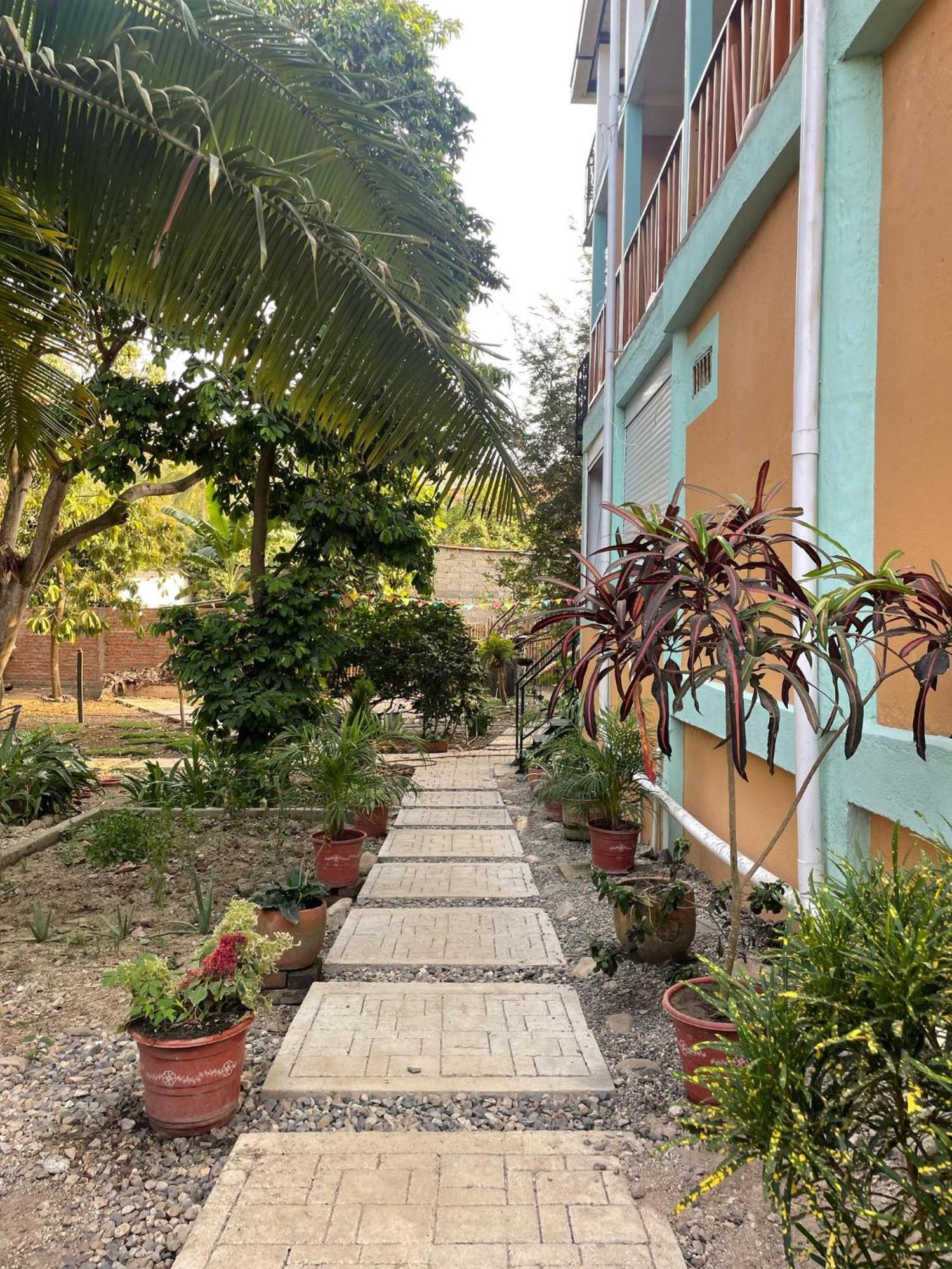 Hotel Sistarasta Palomino Exterior foto